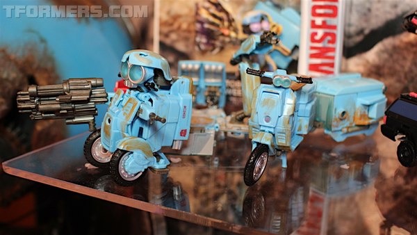 MORE Transformers Showroom Images Trypticon, Titans Return, Last Knight, Robots In Disguise  (2 of 60)